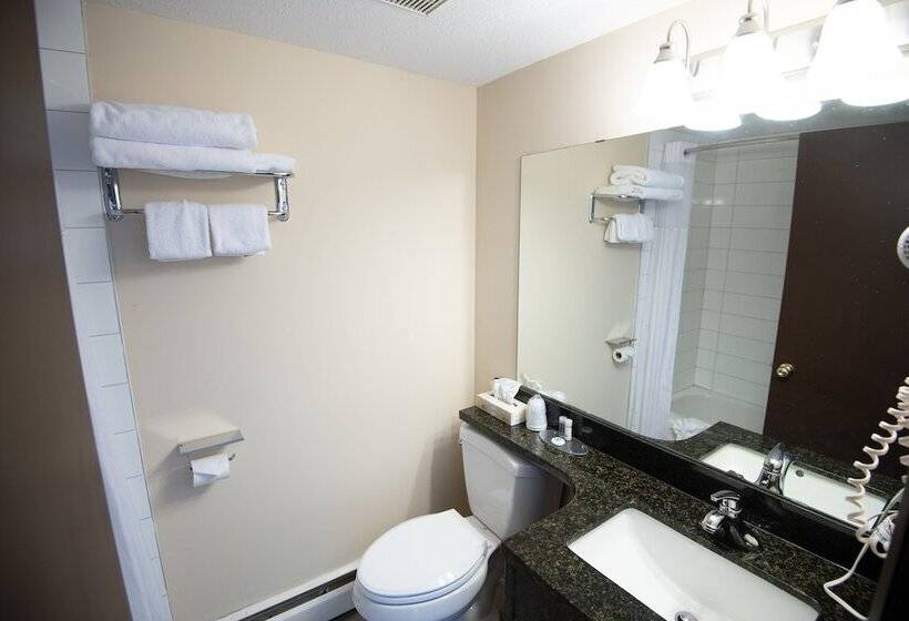 هتل North Star Inn & Suites