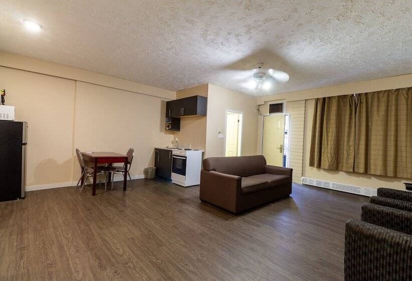 Hotelli North Star Inn & Suites