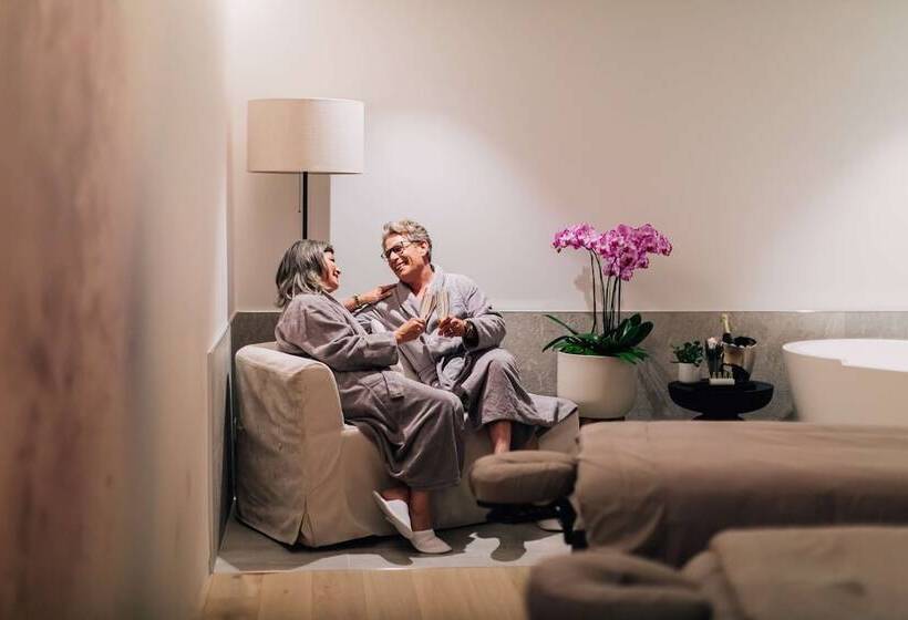 هتل Park Hyatt Toronto