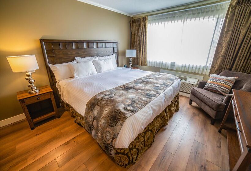 Prestige Hudson Bay Lodge & Conference Centre, Worldhotels Crafted Collection