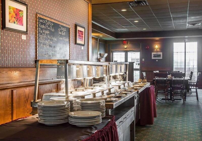 Quality Hotel & Suites Woodstock