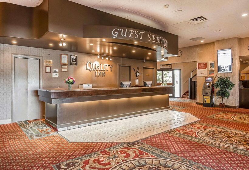 هتل Quality Inn & Conference Centre