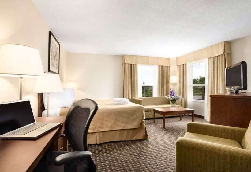 فندق Quality Inn
