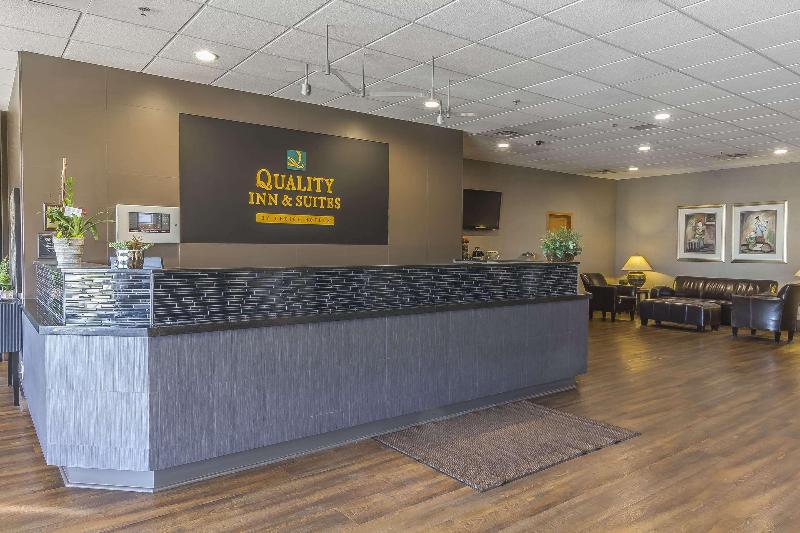 هتل Quality Inn & Suites