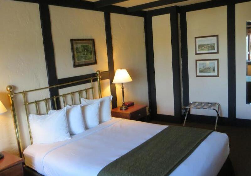 فندق Quality Inn Waddling Dog