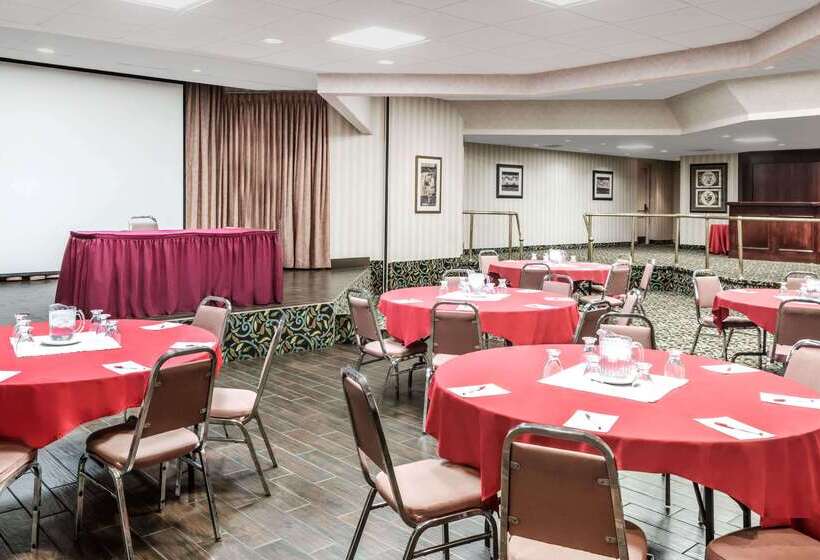 هتل Ramada By Wyndham London
