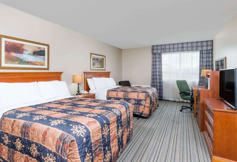 هتل Ramada By Wyndham London