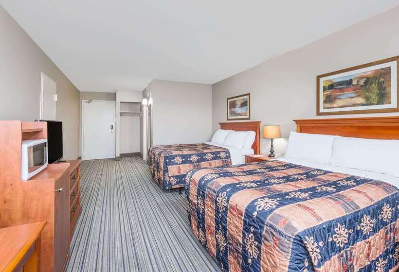 هتل Ramada By Wyndham London