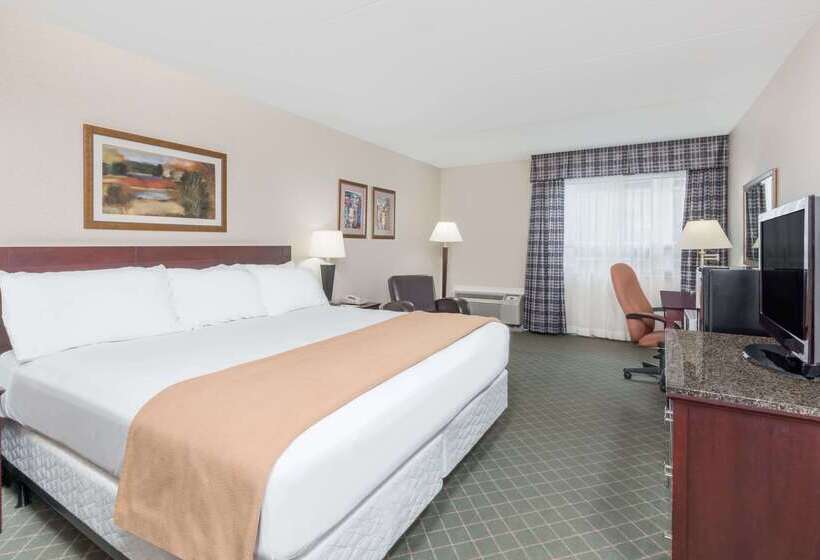 هتل Ramada By Wyndham London