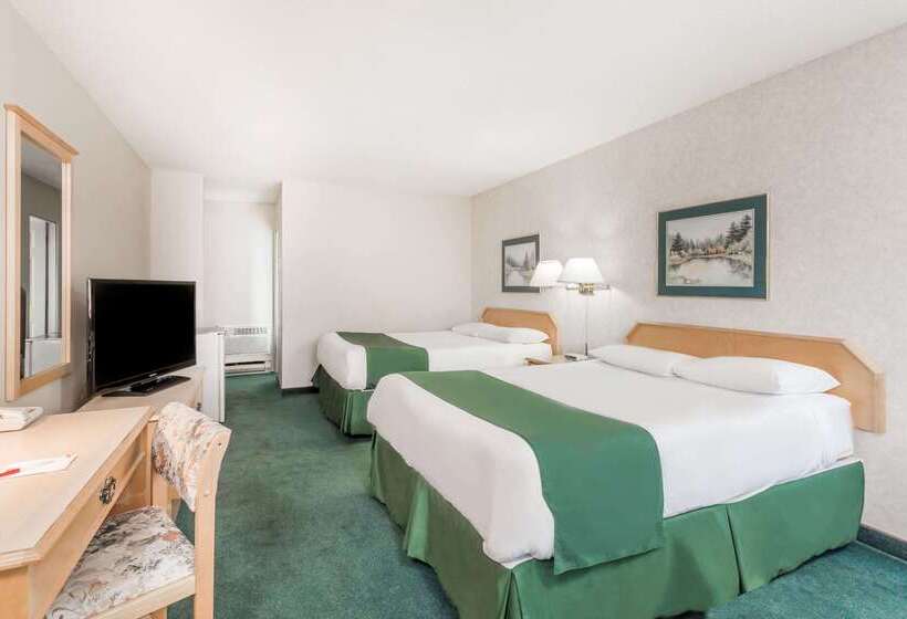هتل Ramada By Wyndham