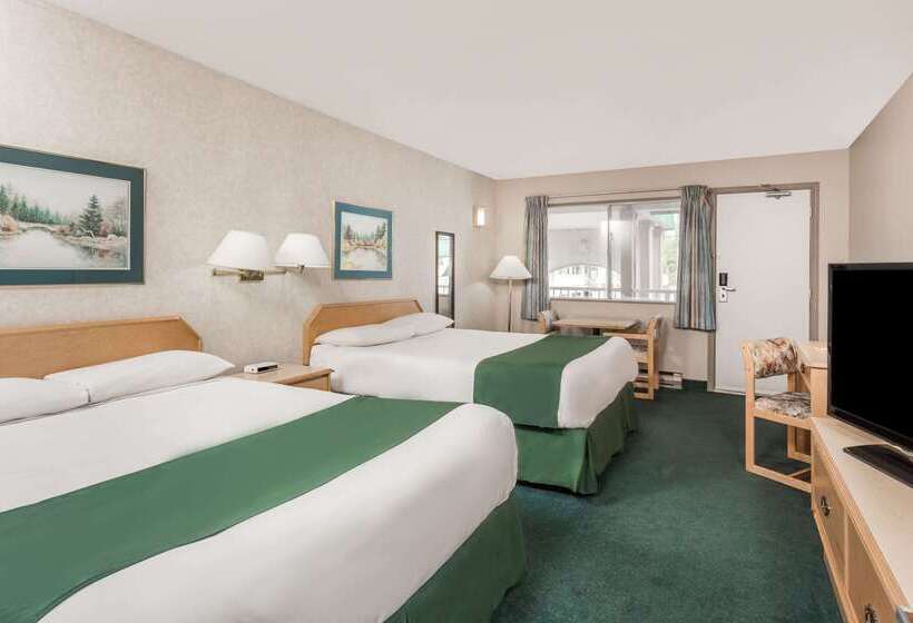 هتل Ramada By Wyndham