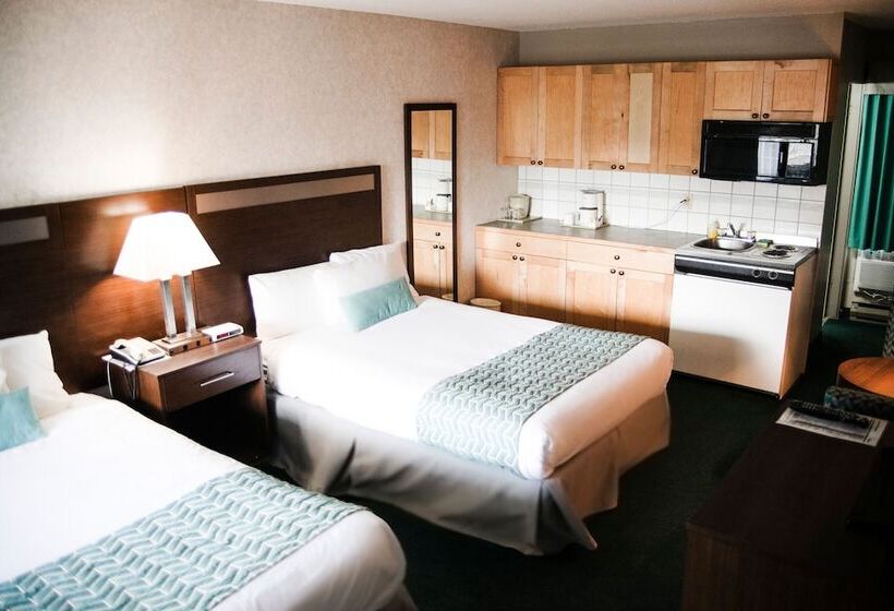 هتل Ramada By Wyndham
