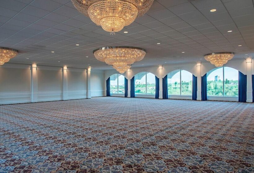 هتل Sheraton Cavalier Saskatoon