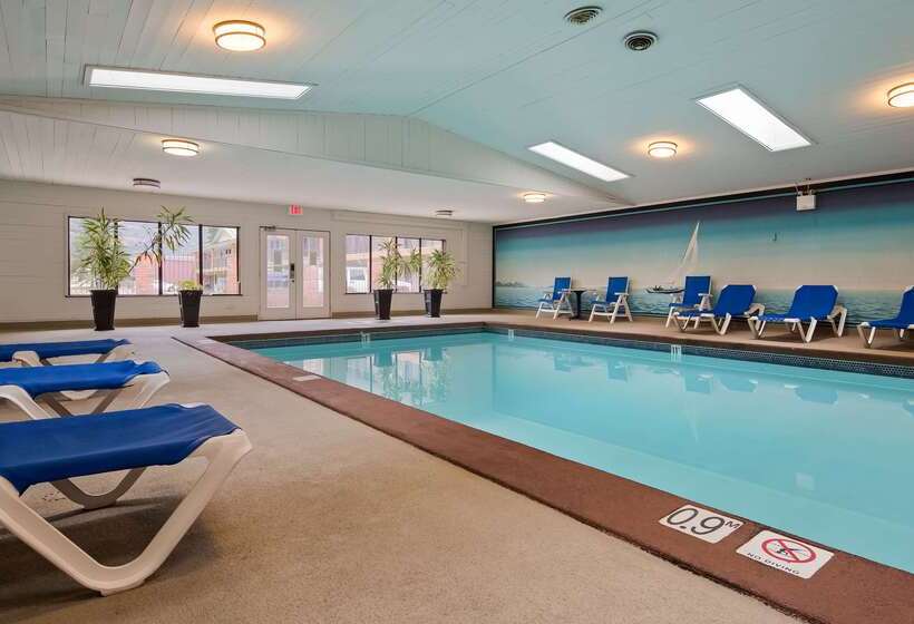 Surestay Plus Hotel By Best Western Salmon Arm