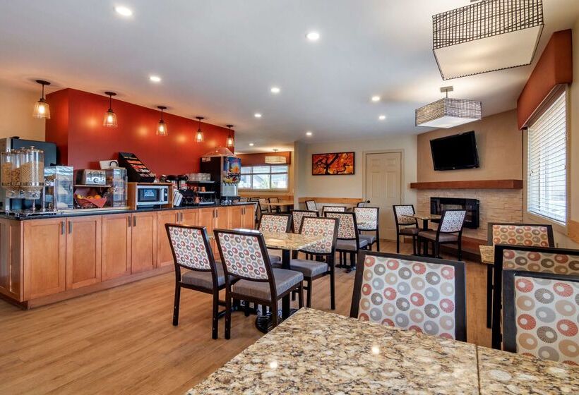 Surestay Plus Hotel By Best Western Salmon Arm