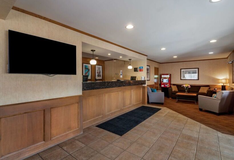 Surestay Plus Hotel By Best Western Salmon Arm