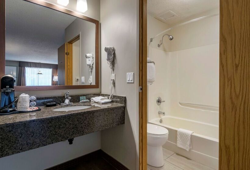 Surestay Plus Hotel By Best Western Salmon Arm