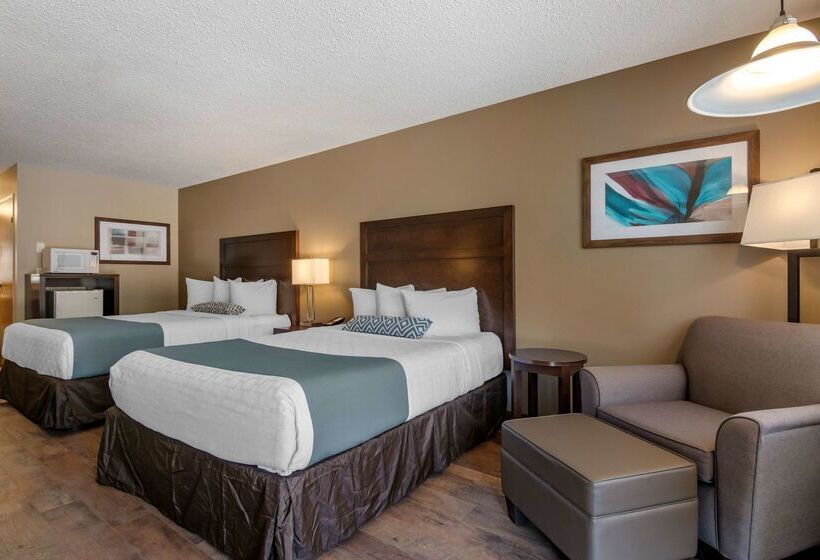 هتل Surestay Plus  By Best Western Salmon Arm