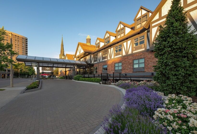 The Insignia Hotel, Sarnia, A Tribute Portfolio