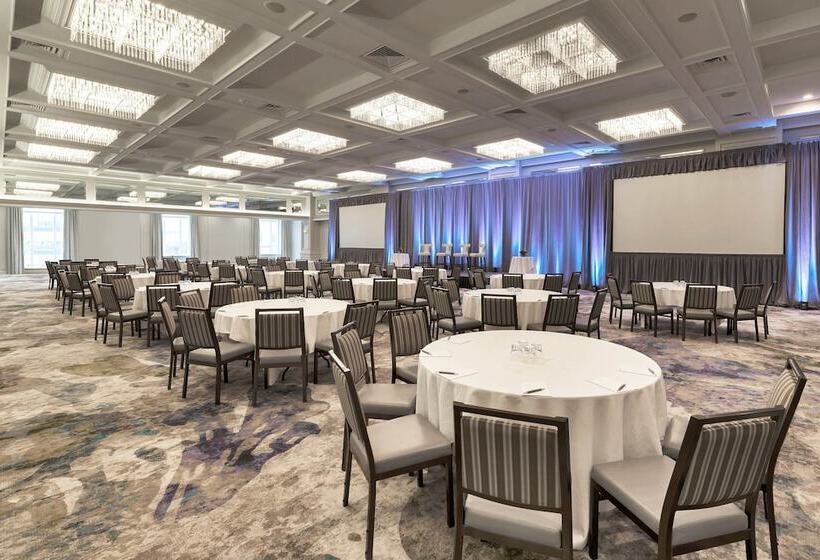 هتل The Westin Nova Scotian