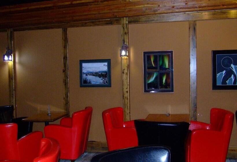 호텔 The Yukon Inn