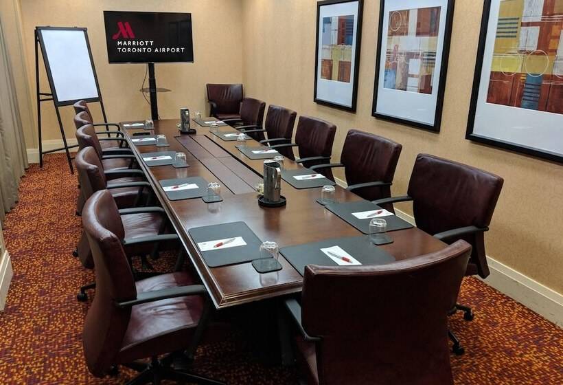 هتل Toronto Airport Marriott