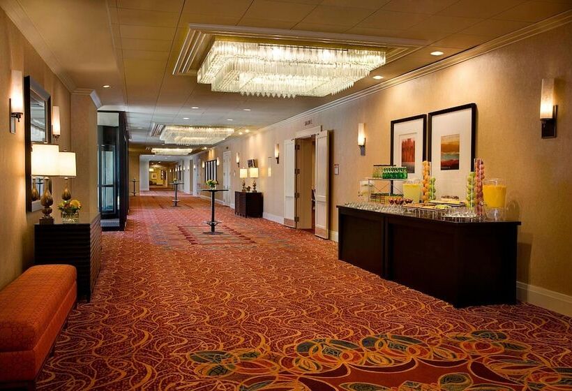 هتل Toronto Airport Marriott