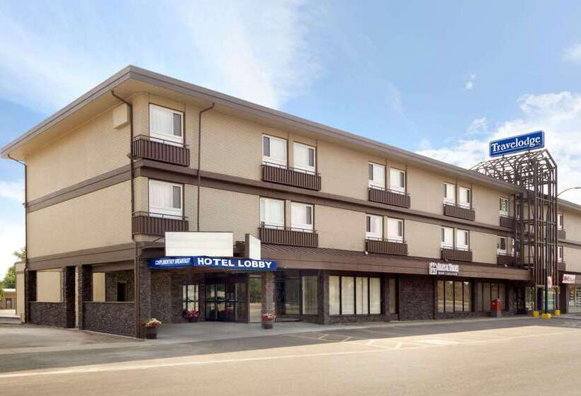 בית מלון כפרי Travelodge By Wyndham Lethbridge