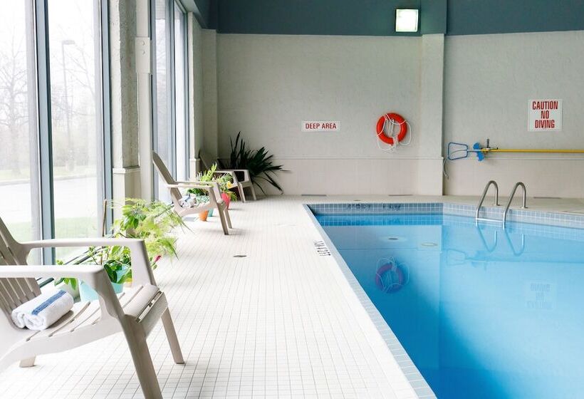 酒店 Travelodge By Wyndham Ottawa East