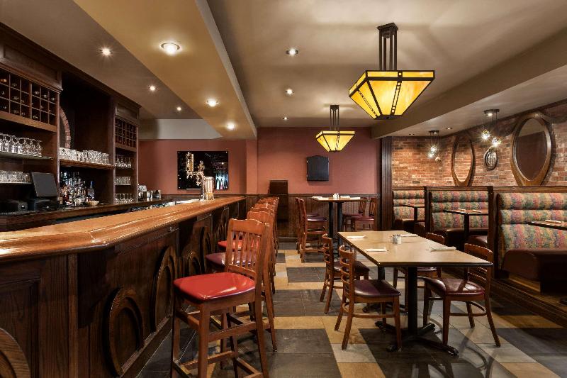 فندق Travelodge By Wyndham Simcoe
