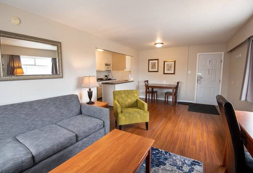 מוטל Canadas Best Value Inn Prince George