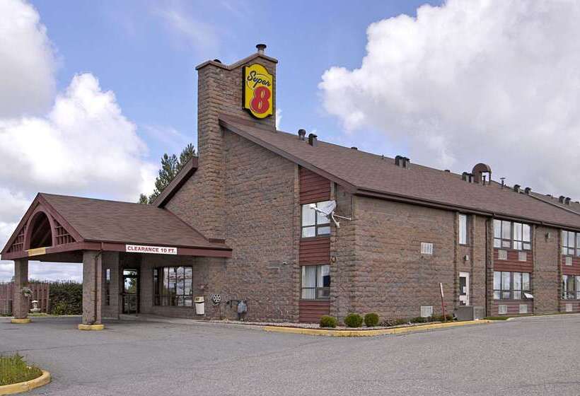 Motel Super 8 By Wyndham Timmins On