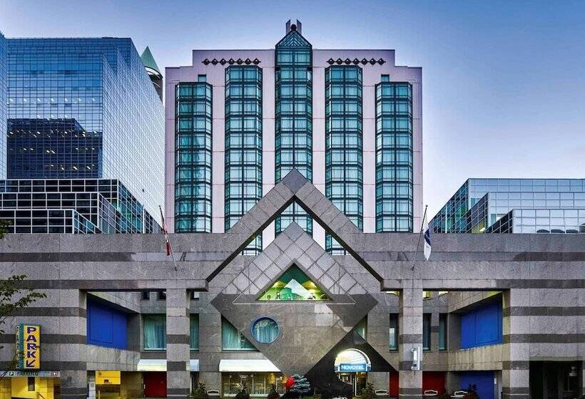 Novotel Toronto North York