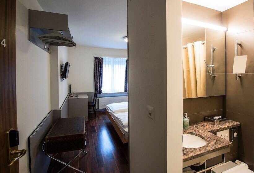 Hotel Alexander