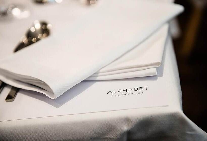فندق Alpha