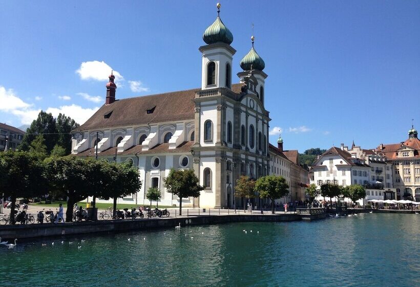 Hotel Alpina Luzern