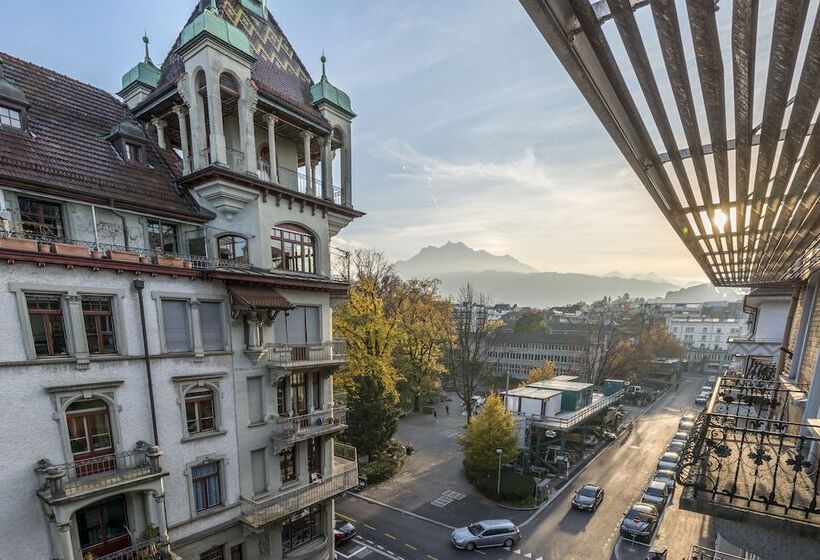 Hôtel Alpina Luzern