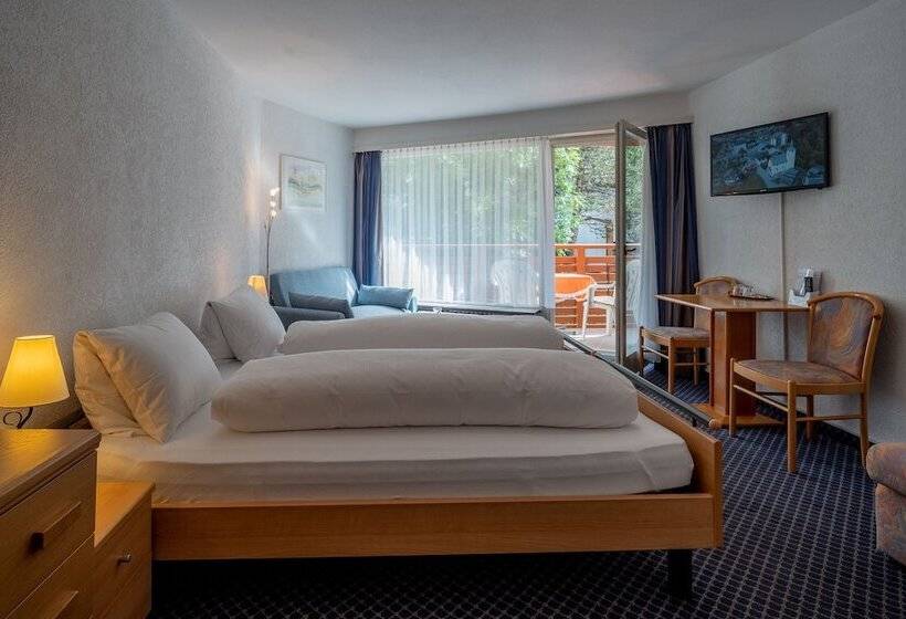 Dala Hotel & Apartments