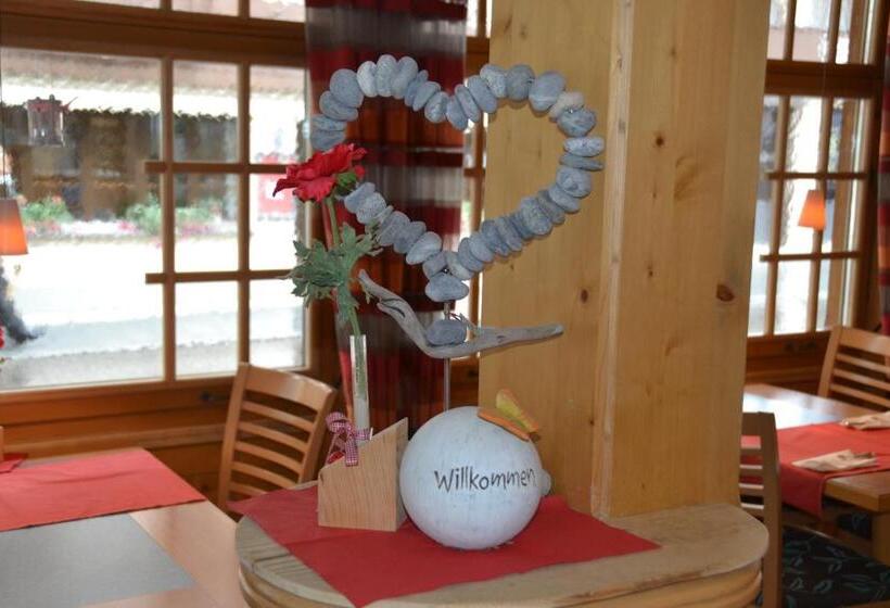 ホテル Hirschen   Grindelwald