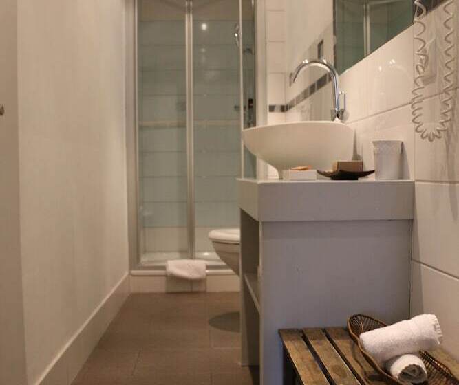 هتل Hostellerie De Genève