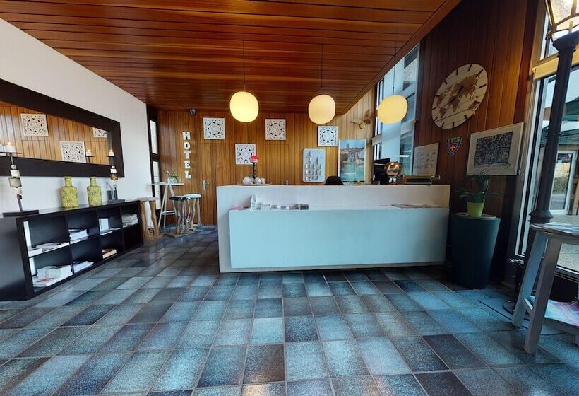 ホテル Hôtel Du Grand Pré