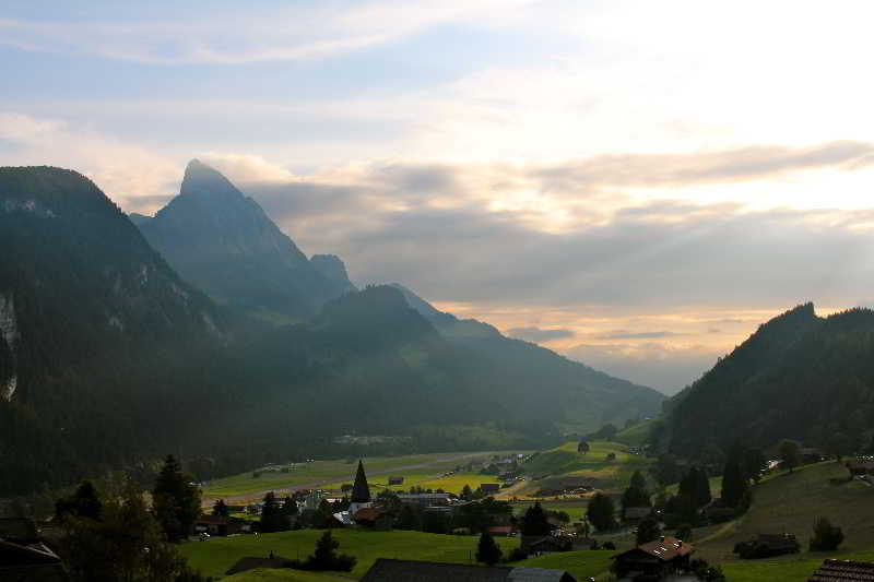 هتل Huus Gstaad