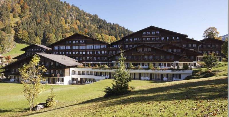 هتل Huus Gstaad