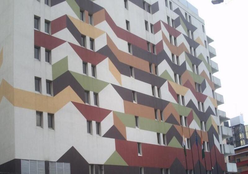 هتل Ibis Styles Abidjan Plateau