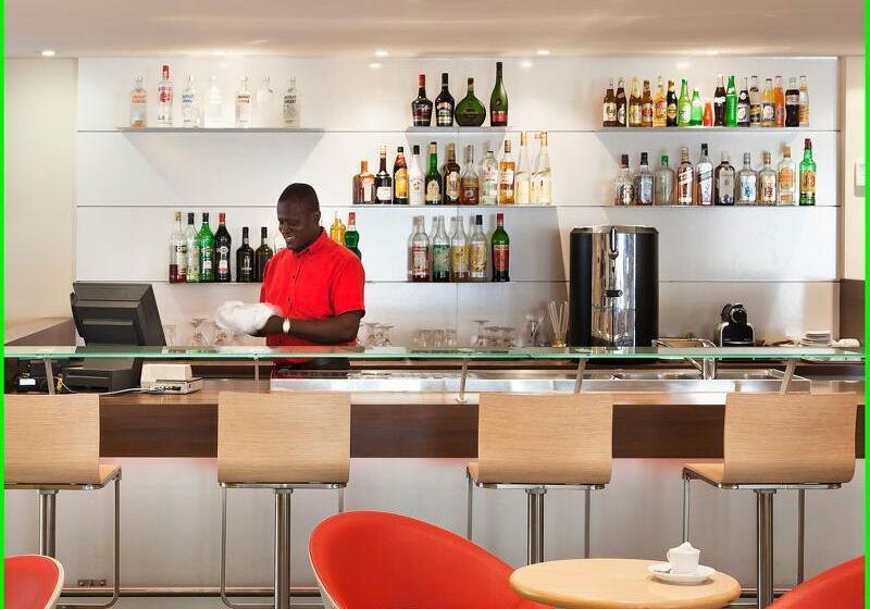 هتل Ibis Styles Abidjan Plateau