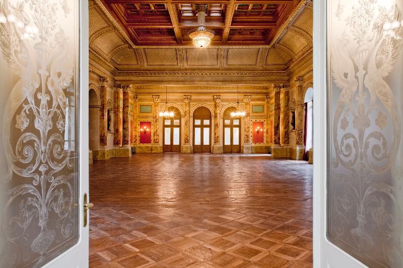 هتل Schweizerhof Luzern