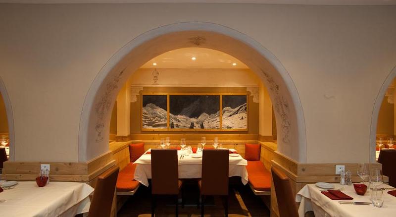 هتل Schweizerhof Pontresina