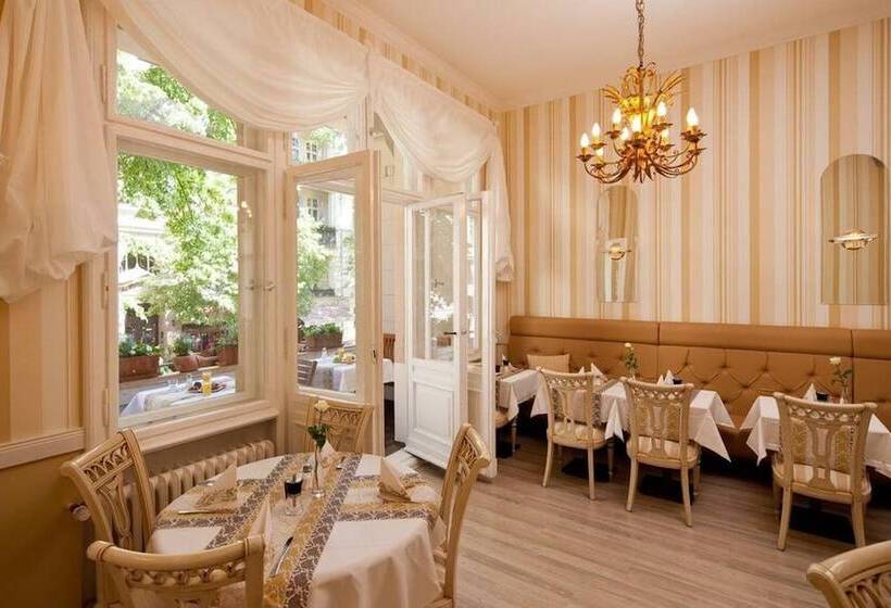 Fotos del hotel Augusta Am Kurfürstendamm:  4