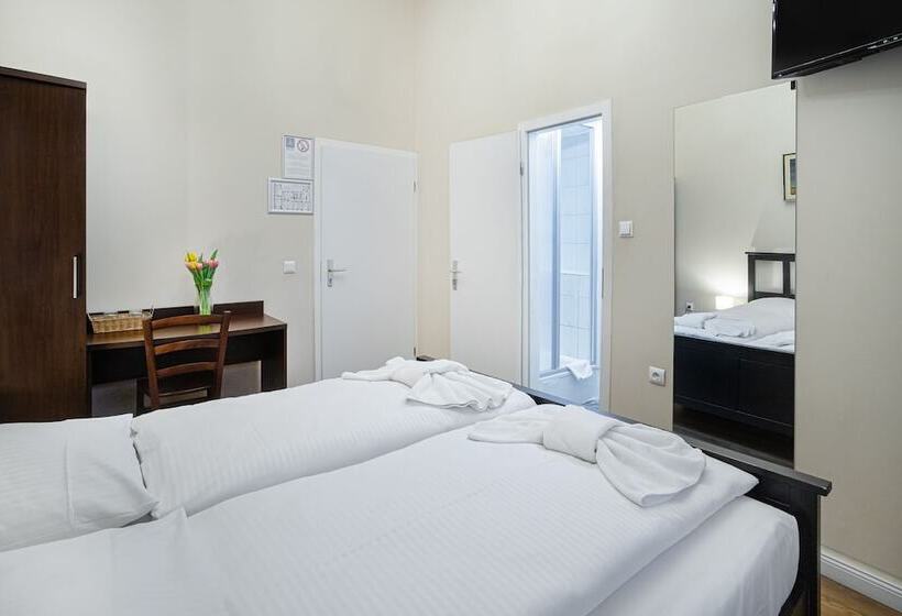 Fotos del hotel Bellevue Am Kurfürstendamm:  3