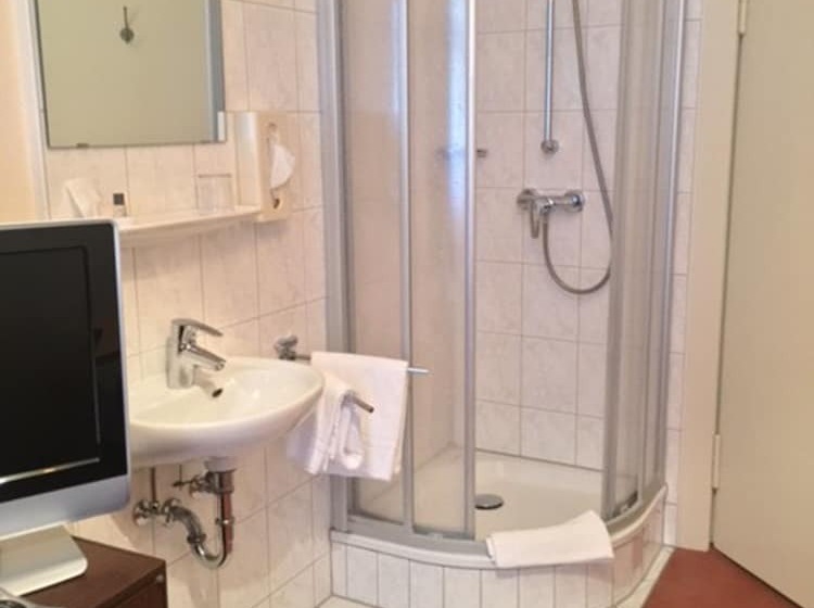 Fotos del hotel Benn:  17